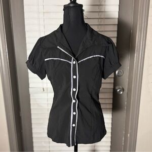 Sourpuss Jolene Top Black, Size Medium, New w/ out Tags